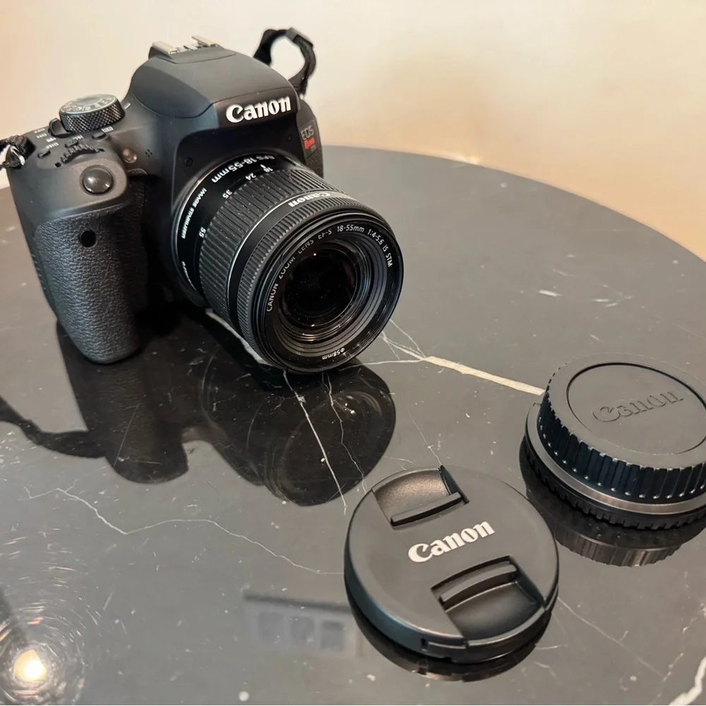 Canon EOS Rebel T7i DSLR Camera + 18–55mm Lens – Excellent Condition